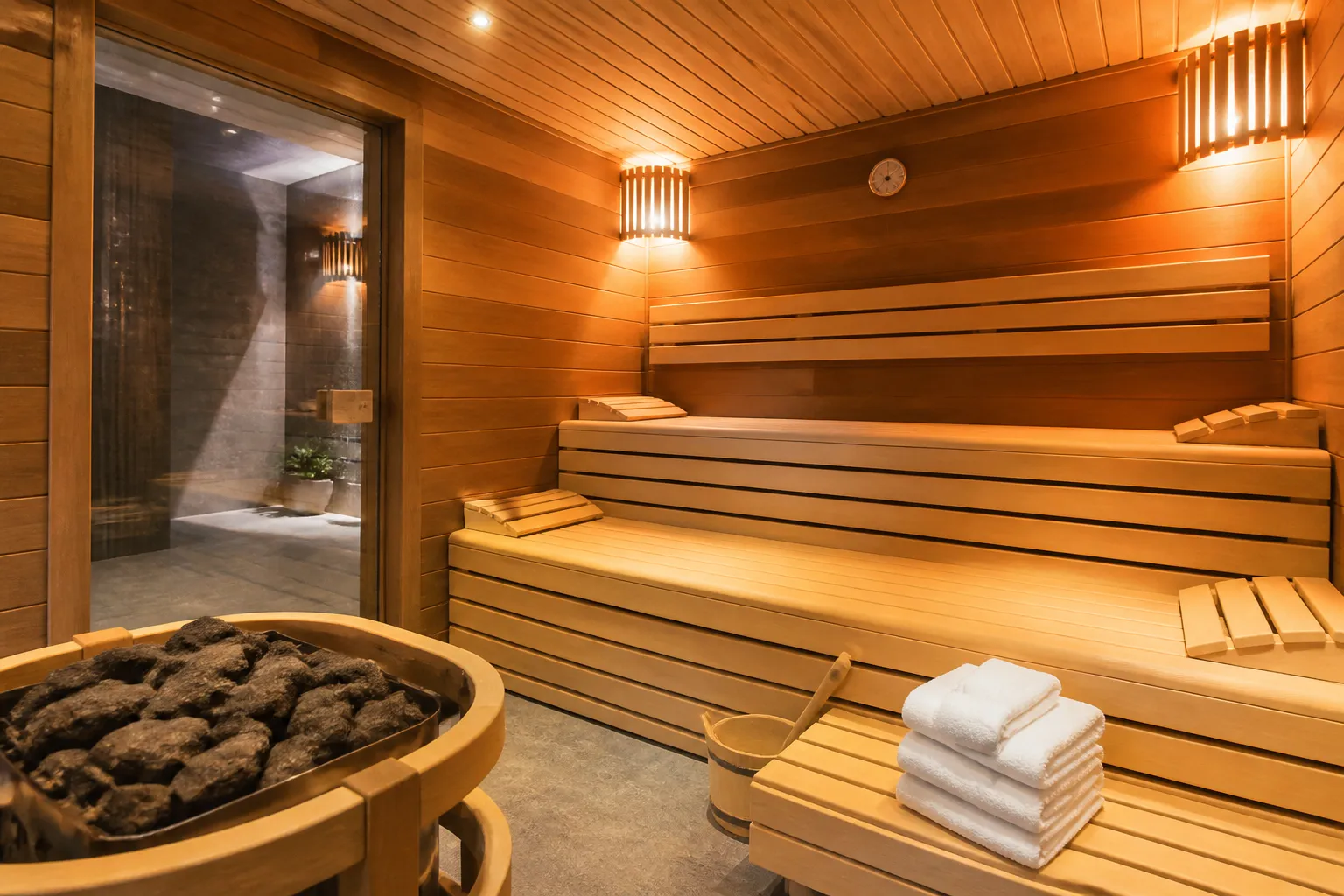 Hotel sauna cleaning: hygiene protocol